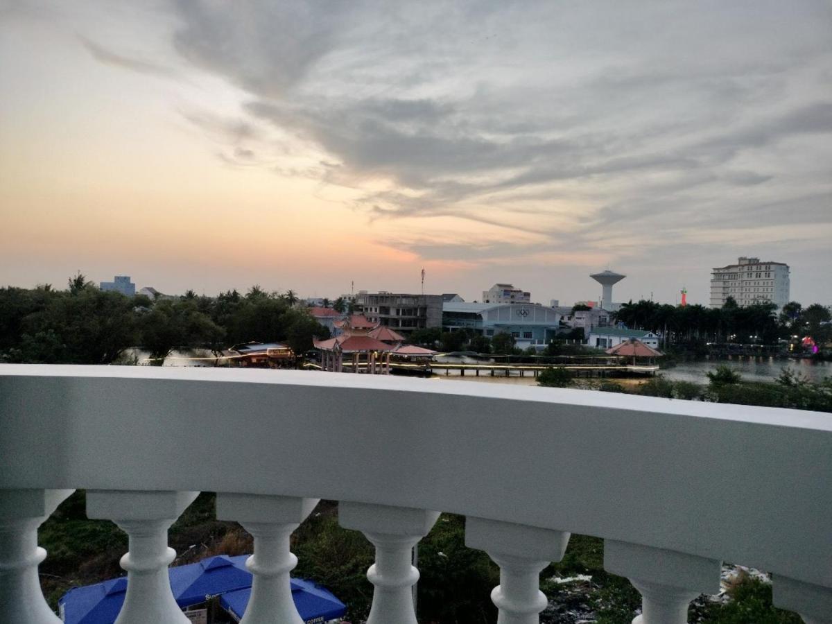 Sunrise Hotel Bac Lieu Екстериор снимка